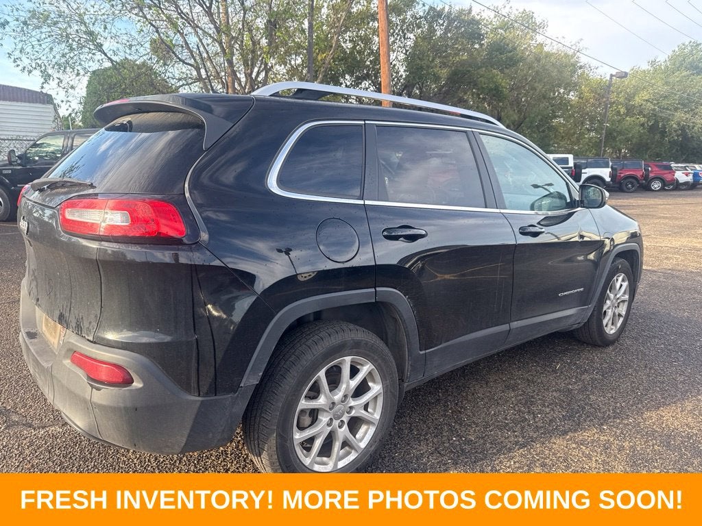 Used 2017 Jeep Cherokee Latitude with VIN 1C4PJLCB1HW593046 for sale in Abilene, TX