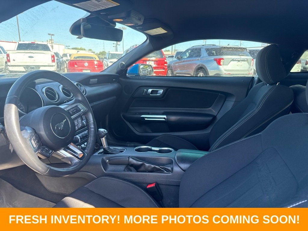 2021 Ford Mustang EcoBoost