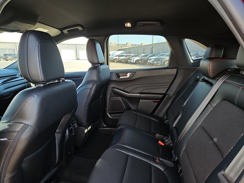 2026 Ford Escape Hybrid ST-Line Select