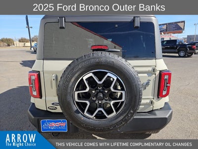2025 Ford Bronco Outer Banks