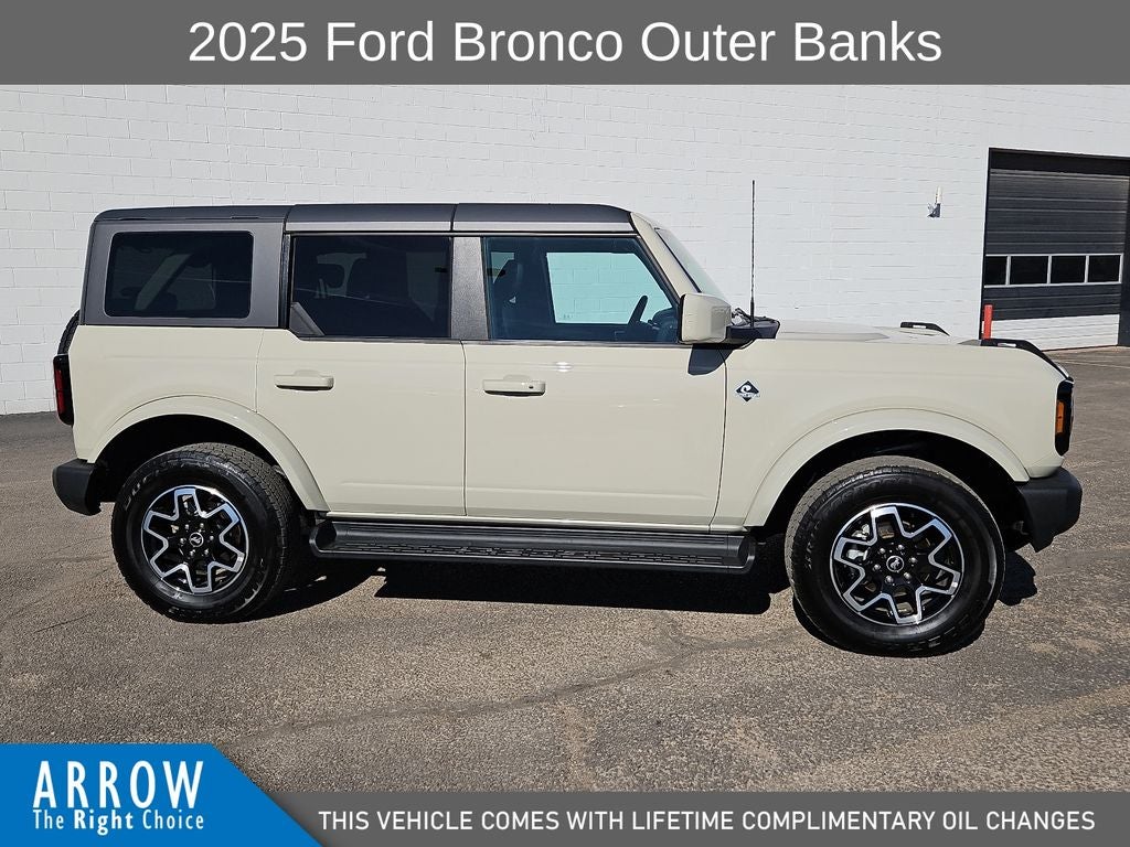 2025 Ford Bronco Outer Banks