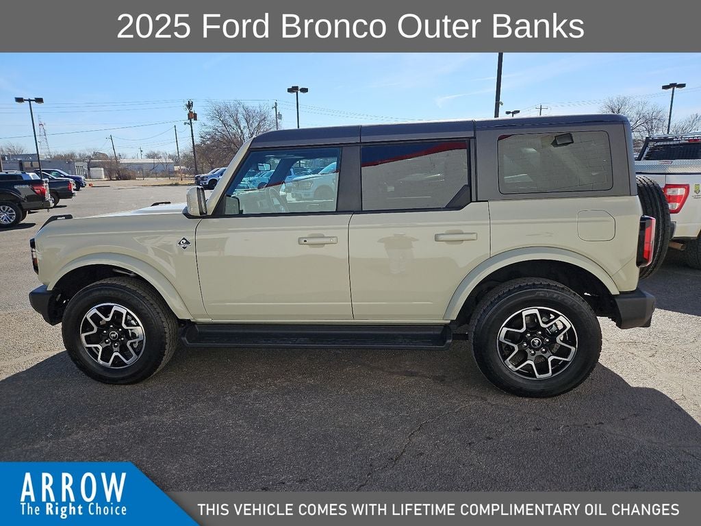 2025 Ford Bronco Outer Banks