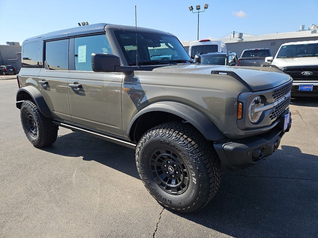 2026 Ford Bronco Badlands 4x4's photo