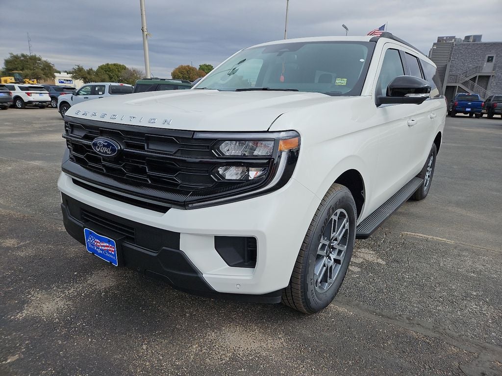 2025 Ford Expedition Max Active