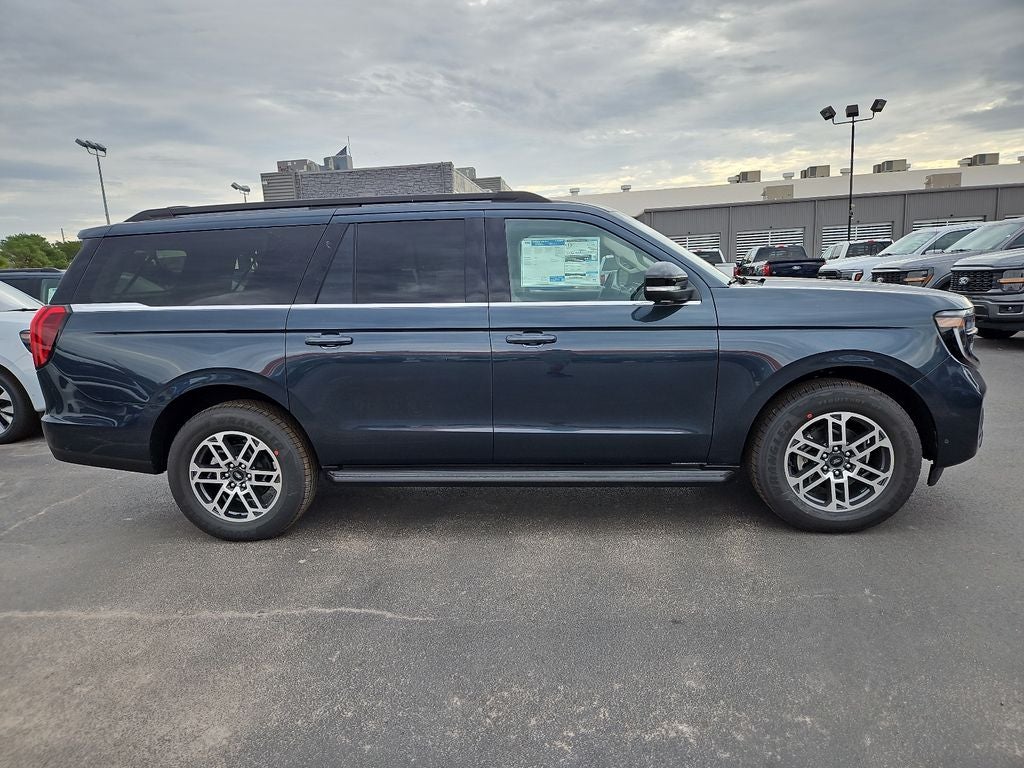 2025 Ford Expedition Max Active