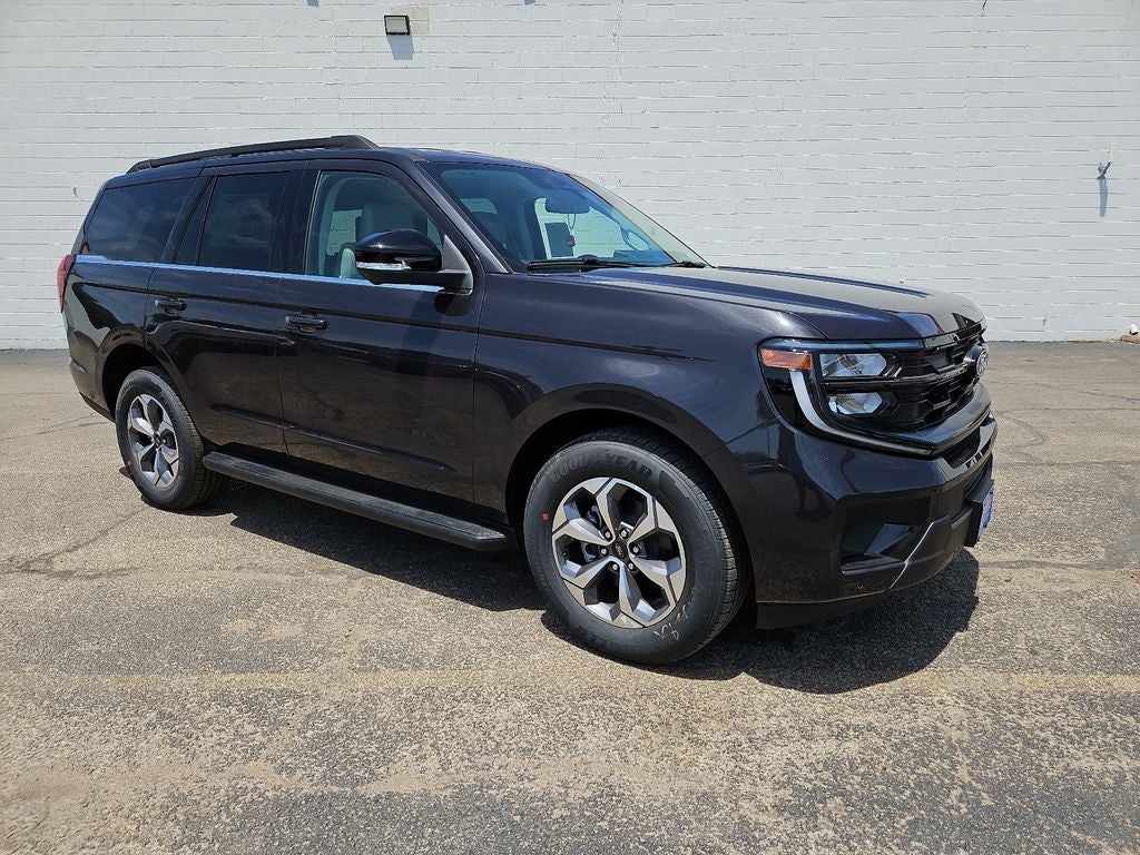 2027 Ford Expedition Active