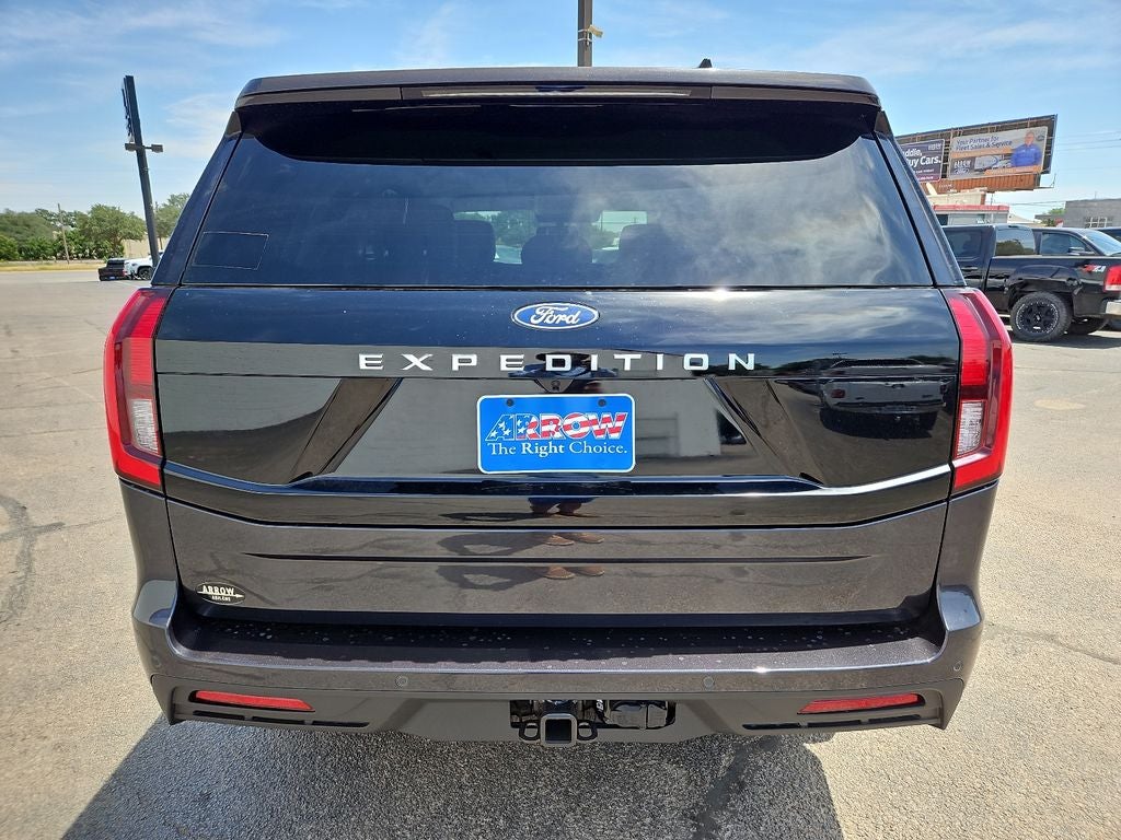 2027 Ford Expedition Active