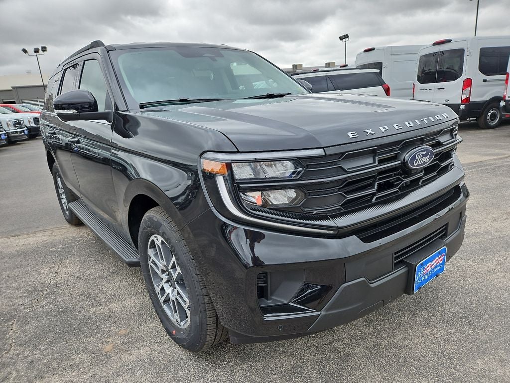 2026 Ford Expedition Active