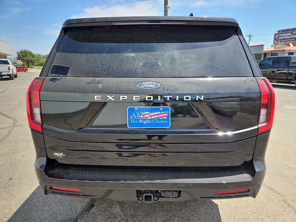 2027 Ford Expedition Active