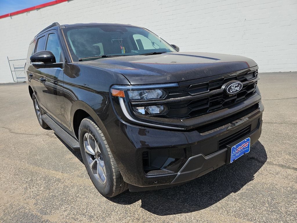 2027 Ford Expedition Active