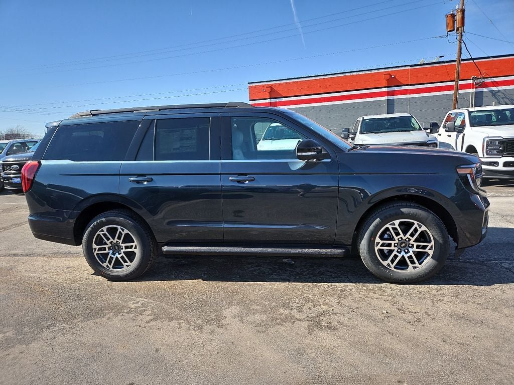 2026 Ford Expedition Active