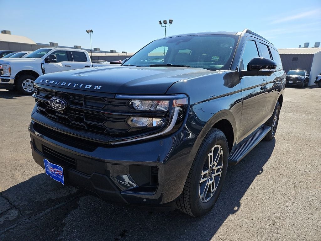 2026 Ford Expedition Active