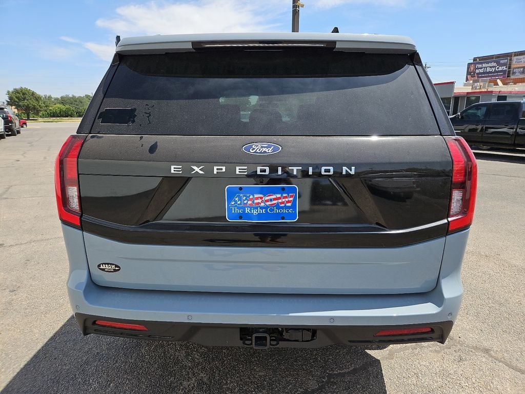2027 Ford Expedition Active