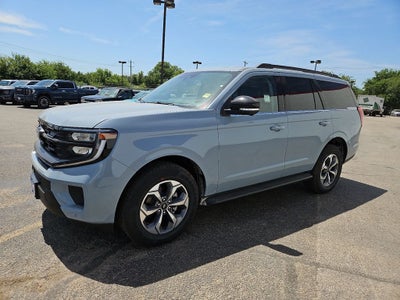 2027 Ford Expedition Active