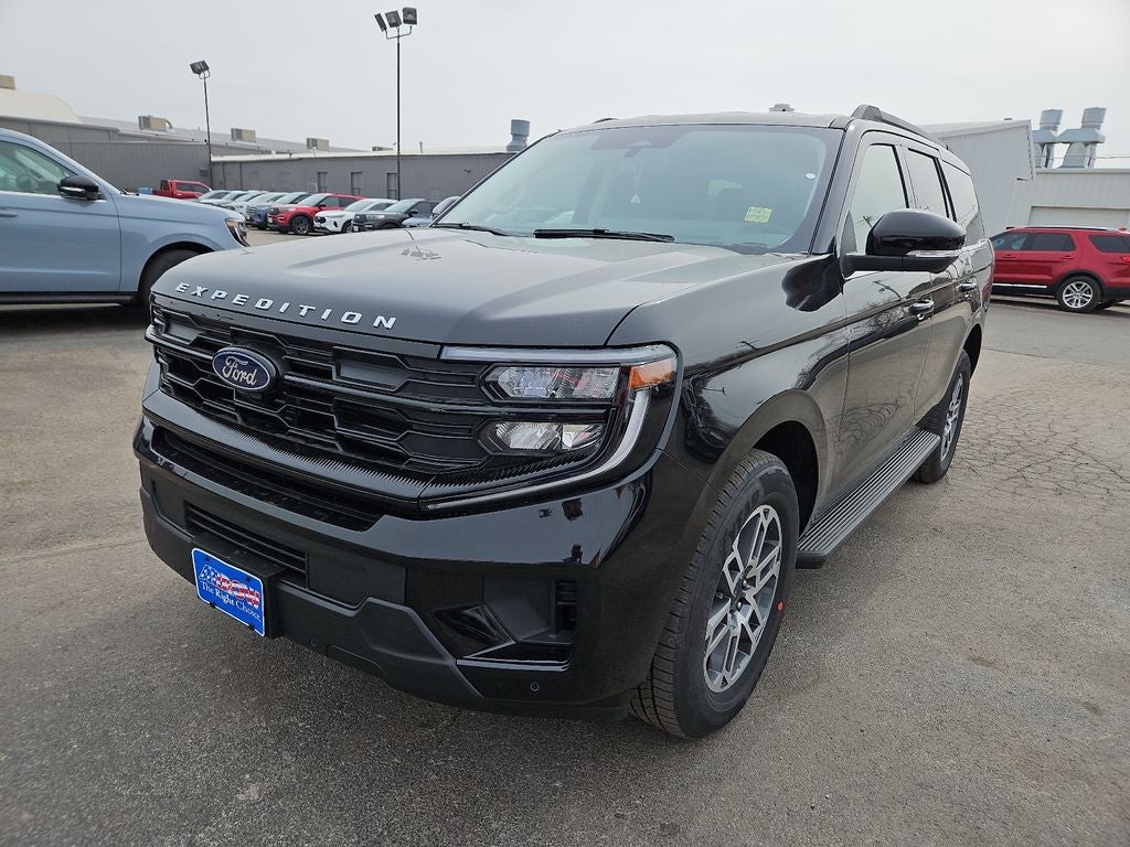 2026 Ford Expedition Active