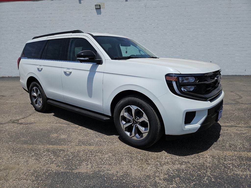 2027 Ford Expedition Active
