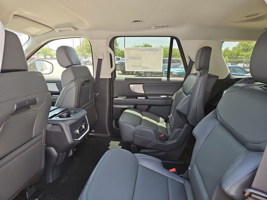 2027 Ford Expedition Active