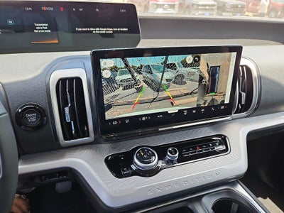 2027 Ford Expedition Active