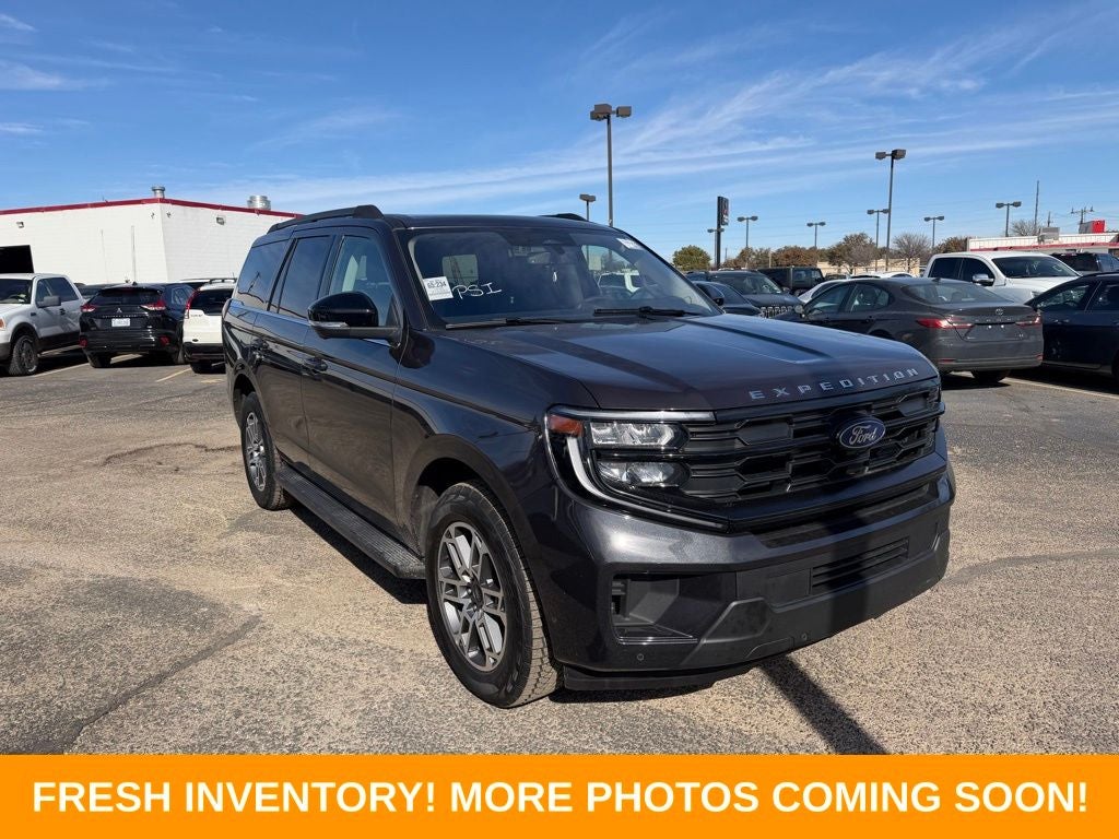 2025 Ford Expedition Active