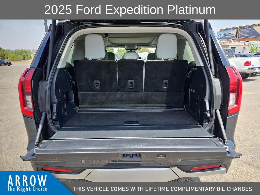2025 Ford Expedition Platinum