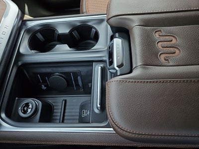 2027 Ford Expedition King Ranch