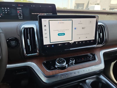 2027 Ford Expedition King Ranch