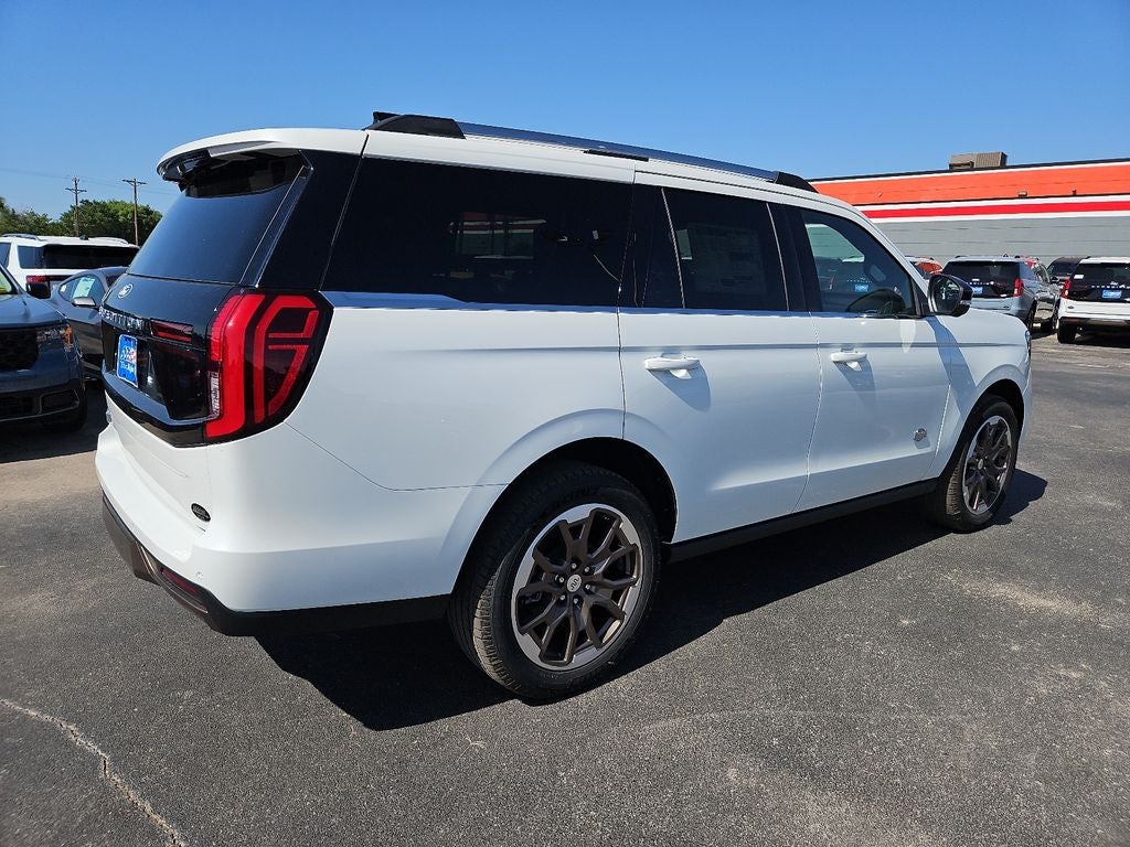2027 Ford Expedition King Ranch