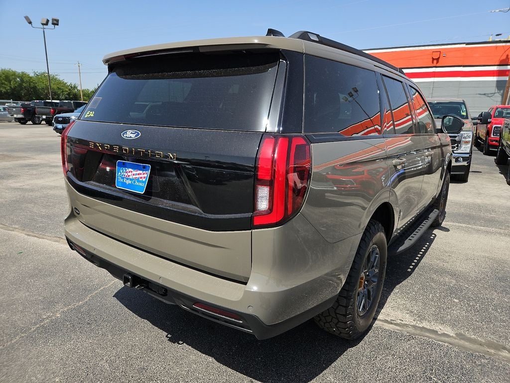 2027 Ford Expedition Tremor
