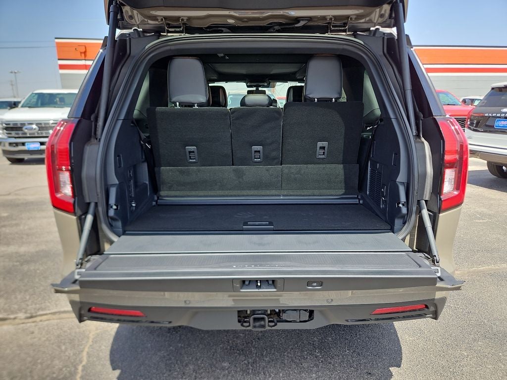 2027 Ford Expedition Tremor