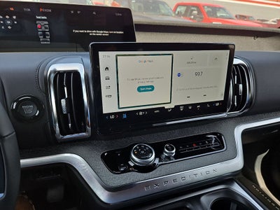 2027 Ford Expedition Tremor