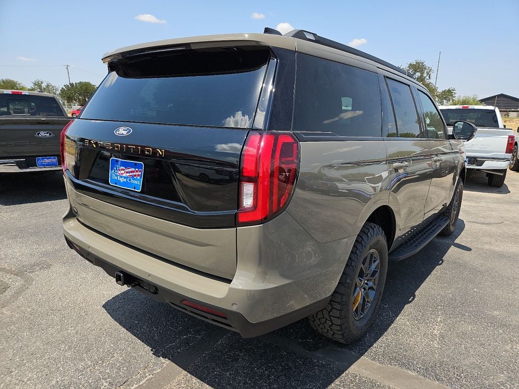 2027 Ford Expedition Tremor