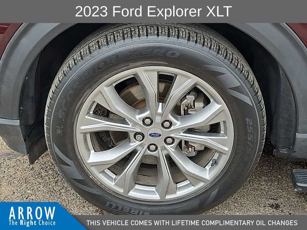 2023 Ford Explorer XLT