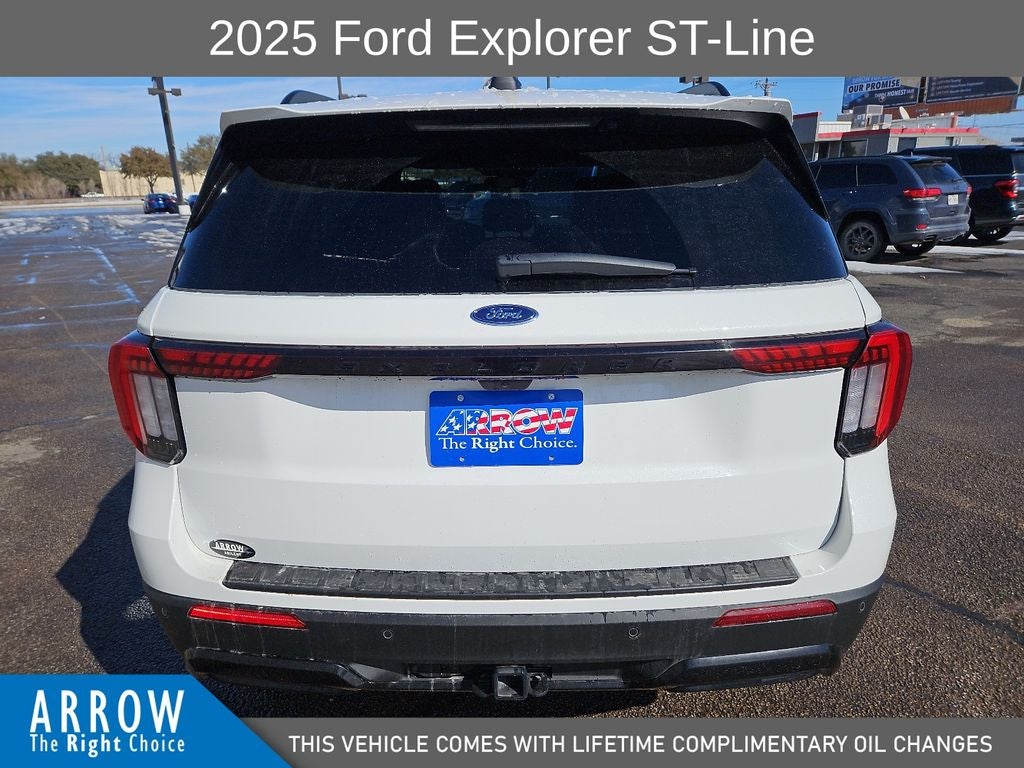 2025 Ford Explorer ST-Line