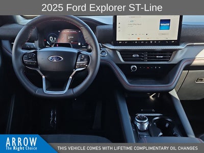 2025 Ford Explorer ST-Line