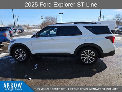 2025 Ford Explorer ST-Line