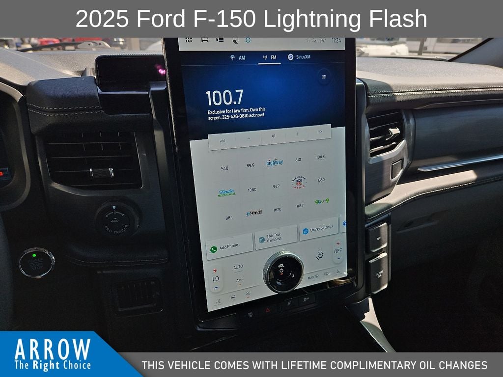 2025 Ford F-150 Lightning Flash