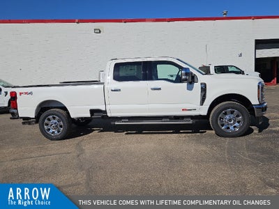 2027 Ford F-350SD Lariat