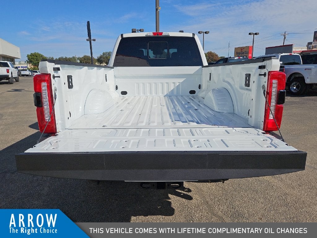 2027 Ford F-350SD Lariat