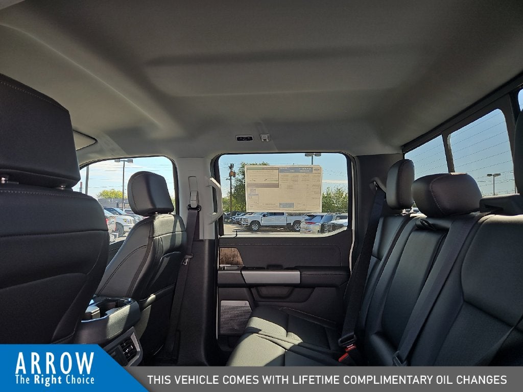 2027 Ford F-350SD Lariat
