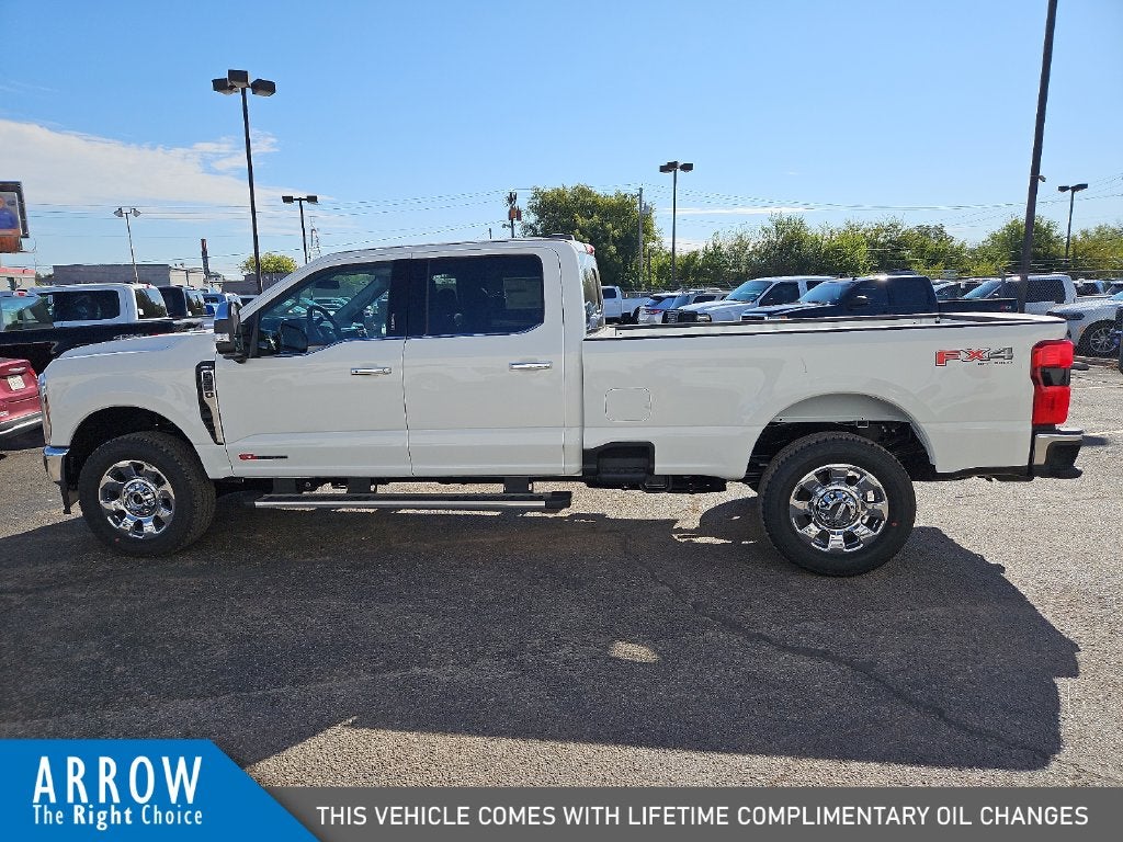 2027 Ford F-350SD Lariat