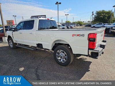2027 Ford F-350SD Lariat