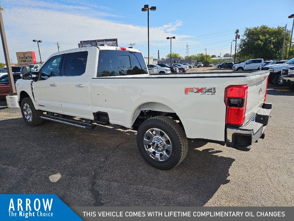 2027 Ford F-350SD Lariat