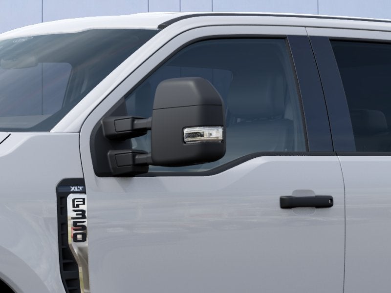 2027 Ford F-350SD XLT