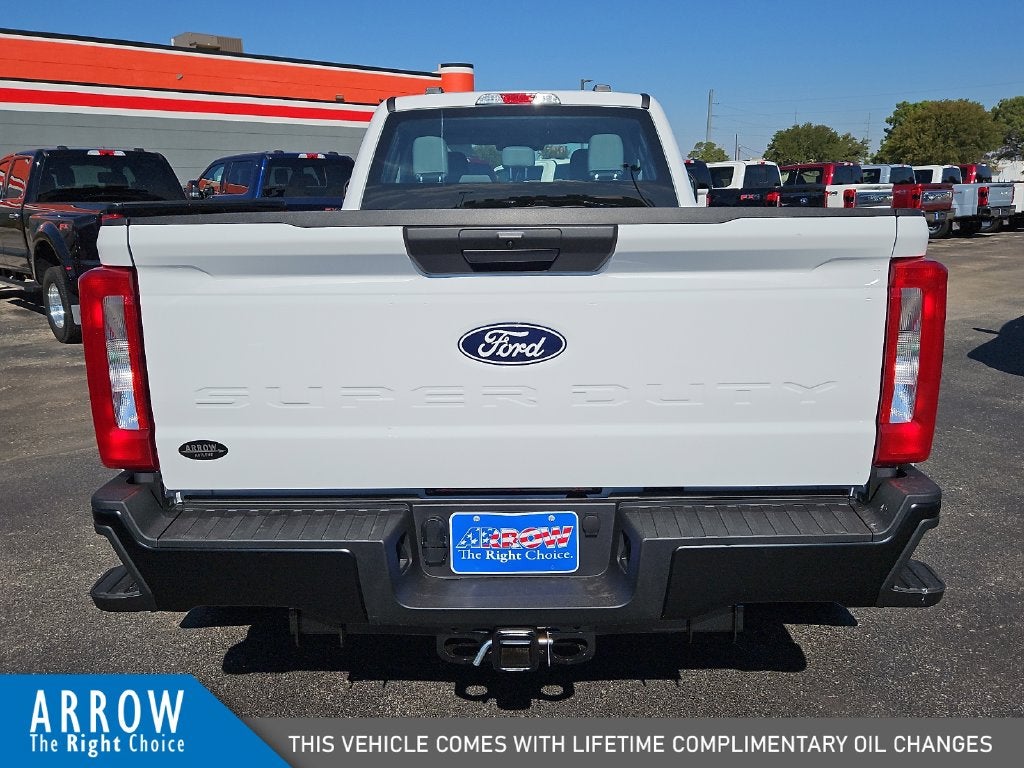 2027 Ford F-350SD XL