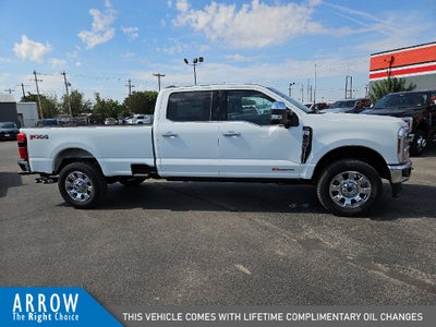 2027 Ford F-350SD Lariat
