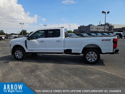 2027 Ford F-350SD Lariat