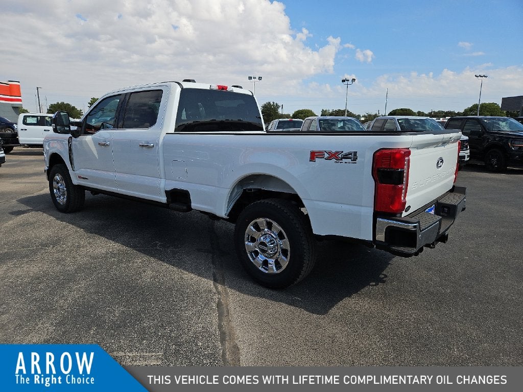 2027 Ford F-350SD Lariat