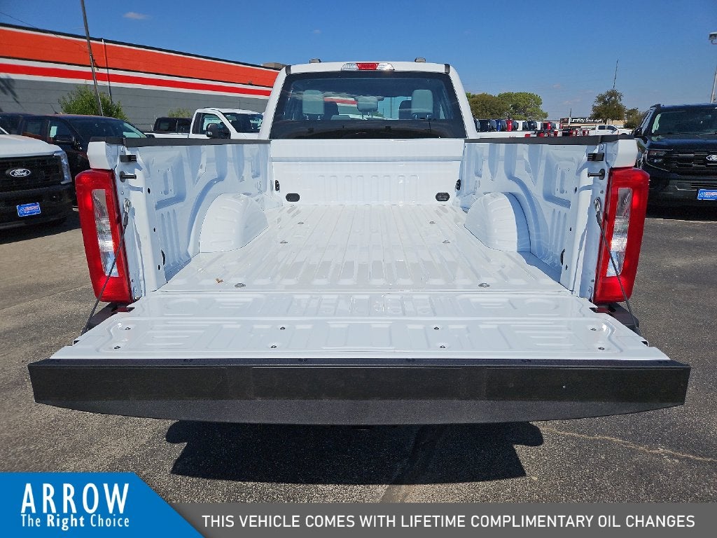 2027 Ford F-350SD XL DRW