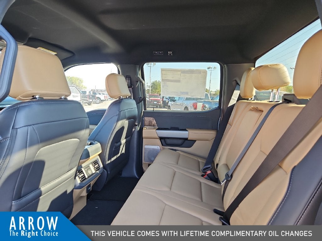 2027 Ford F-350SD Lariat DRW