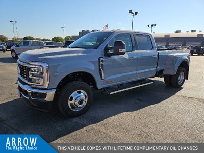 2027 Ford F-350SD Lariat DRW